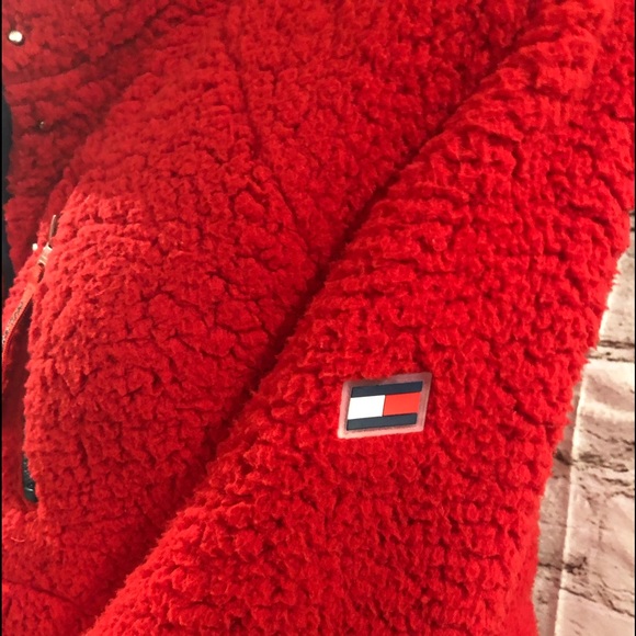 🎉HP X 2 🎉 ❤️‍🔥Tommy Hilfiger Sport❤️‍🔥Teddy Bear Style Pullover ❤️‍🔥 - Picture 8 of 14
